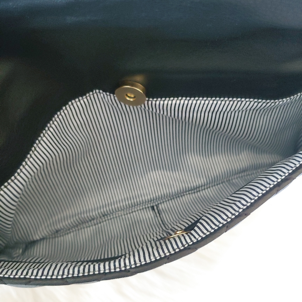 LAYLA Quilted Fold Over Oversized Clutch BLACK - Picture 2 of 6